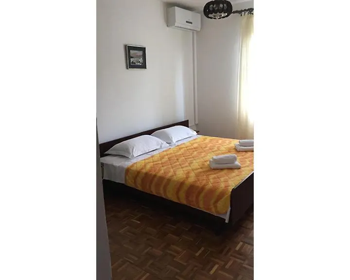 Apartments Puhalovic 扎达尔 克罗地亚